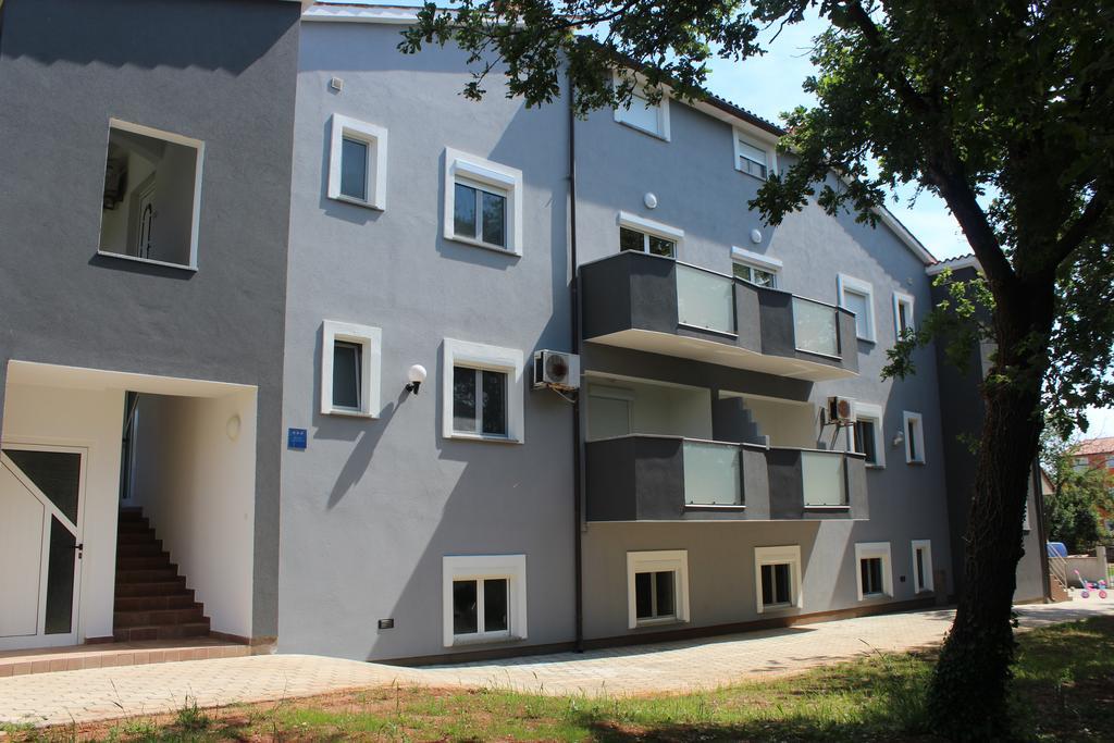 Apartments Barbic Medulin Eksteriør bilde